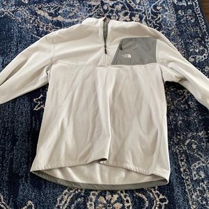 North Face 1/2 Zip